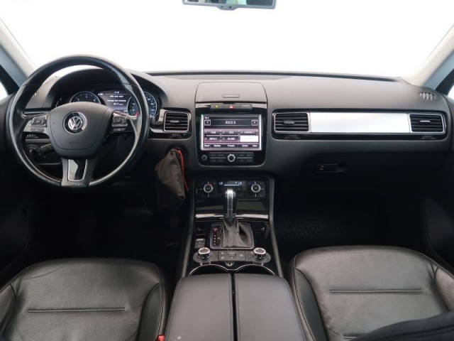 Volkswagen Touareg  3.0 TDI 