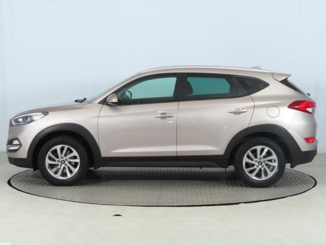 Hyundai Tucson  1.7 CRDi 