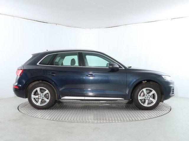 Audi Q5  2.0 TDI 