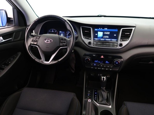 Hyundai Tucson  1.7 CRDi Trikolor