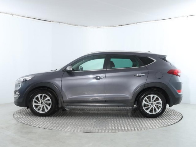 Hyundai Tucson  1.7 CRDi 