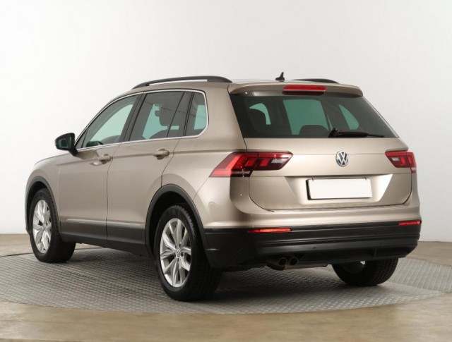 Volkswagen Tiguan  2.0 TDI 