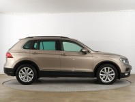 Volkswagen Tiguan  2.0 TDI 