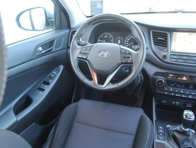 Hyundai Tucson  1.7 CRDi 