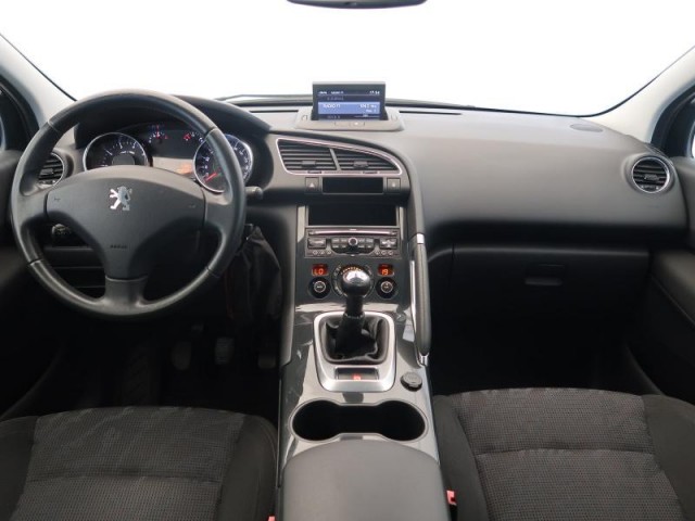 Peugeot 3008  1.6 VTi 