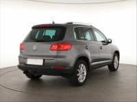 Volkswagen Tiguan  2.0 TDI 