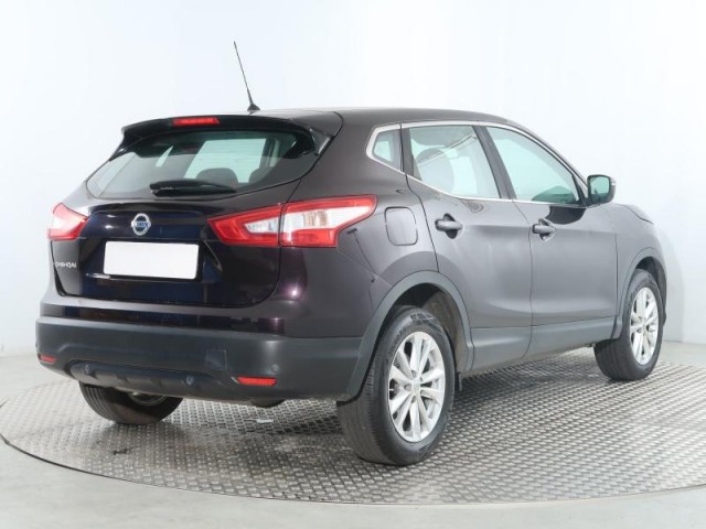 Nissan Qashqai  1.2 DIG-T 