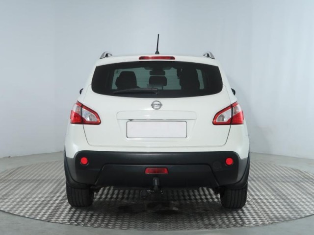 Nissan Qashqai  1.6 