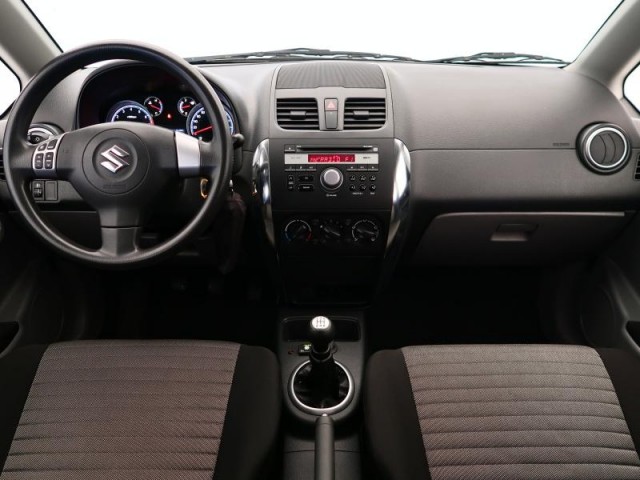 Suzuki SX4  1.6 VVT 