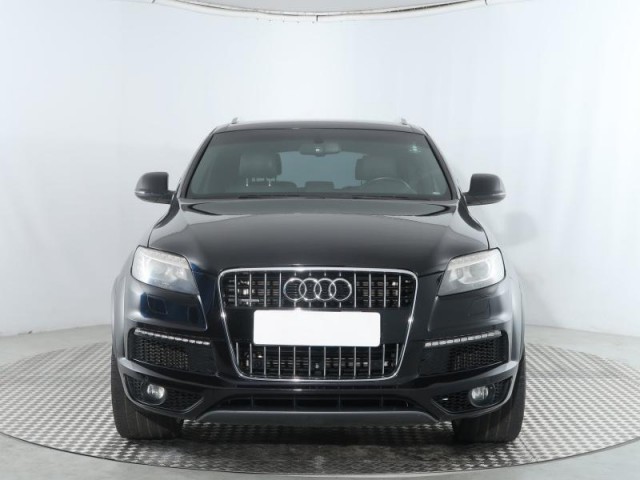 Audi Q7  3.0 TDI 