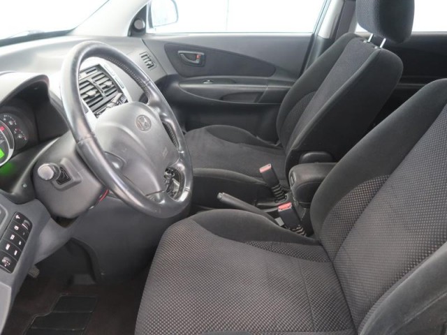 Hyundai Tucson  2.0 CRDi 