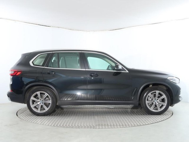 BMW X5  xDrive40i 