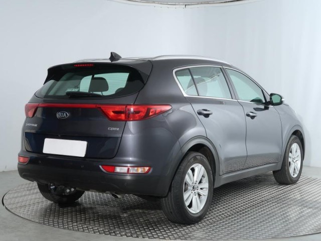 Kia Sportage  2.0 CRDi 