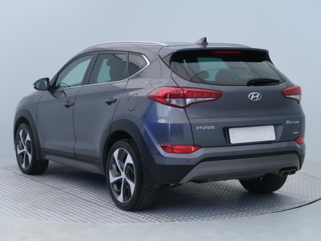 Hyundai Tucson  2.0 CRDi 