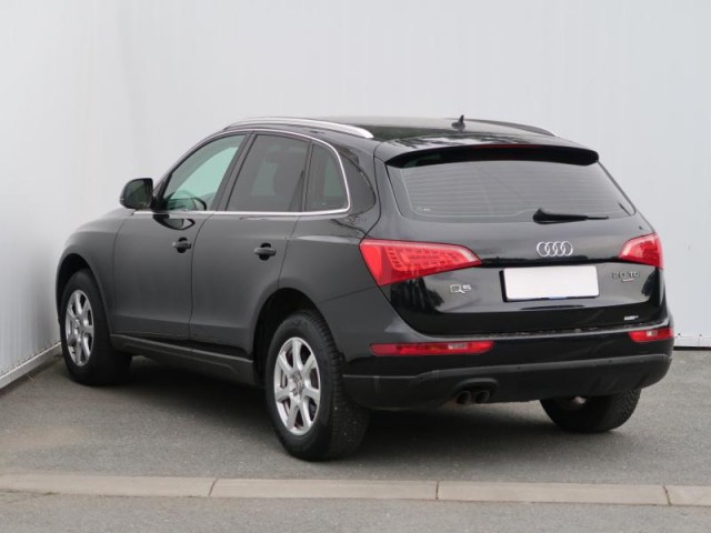 Audi Q5  2.0 TDI 