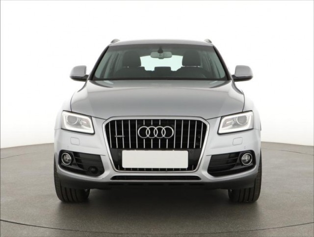 Audi Q5  2.0 TDI 