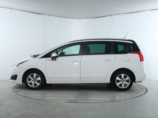 Peugeot 5008  1.6 THP 