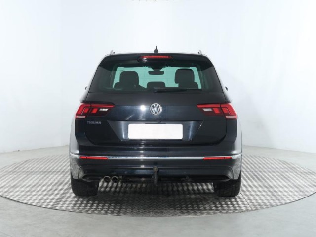 Volkswagen Tiguan  2.0 TDI R-Line