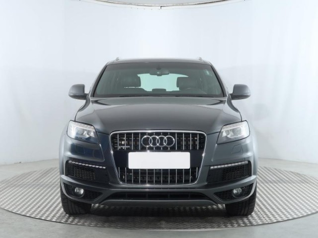 Audi Q7  3.0 TDI 