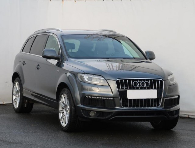 Audi Q7  3.0 TDI S-Line