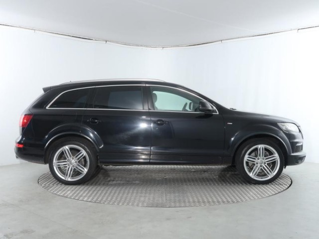 Audi Q7  3.0 TDI 