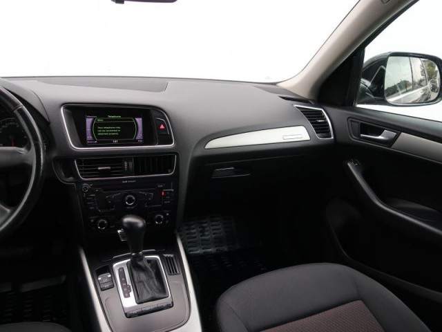 Audi Q5  2.0 TDI 