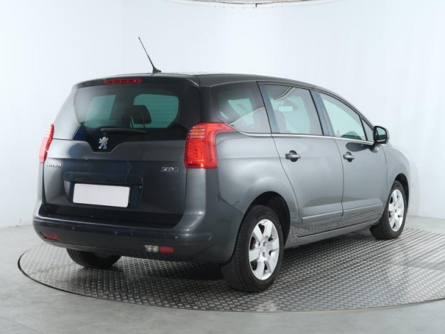 Peugeot 5008  1.6 HDi 