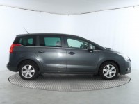 Peugeot 5008  1.6 HDi 