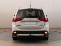 Mitsubishi Outlander  2.2 DI-D 