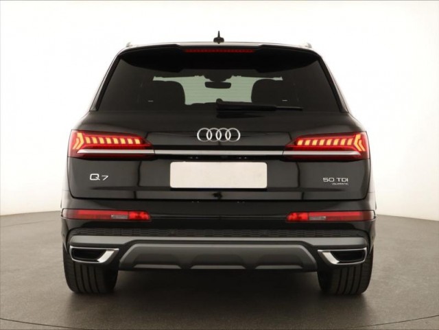 Audi Q7  50 TDI S-line