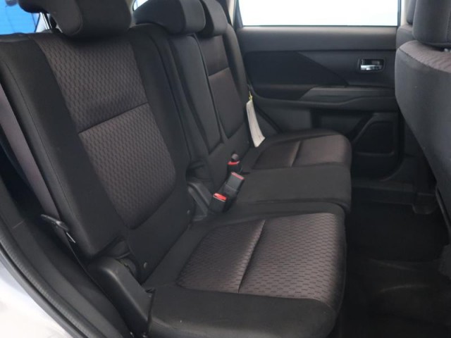 Mitsubishi Outlander  2.2 DI-D 