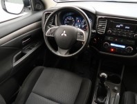 Mitsubishi Outlander  2.0 