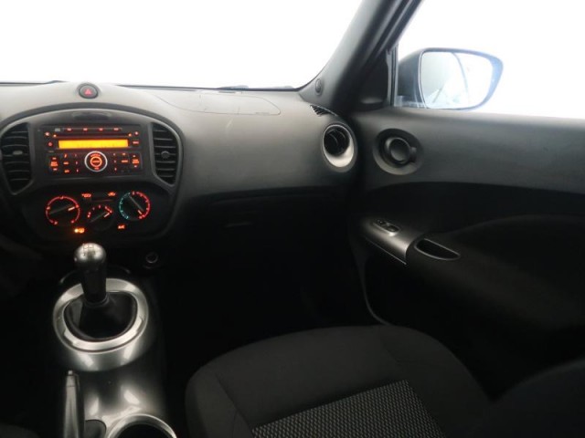 Nissan Juke  1.6 i 