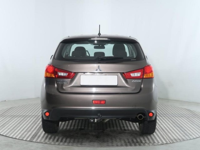 Mitsubishi ASX  1.8 DI-D MIVEC 