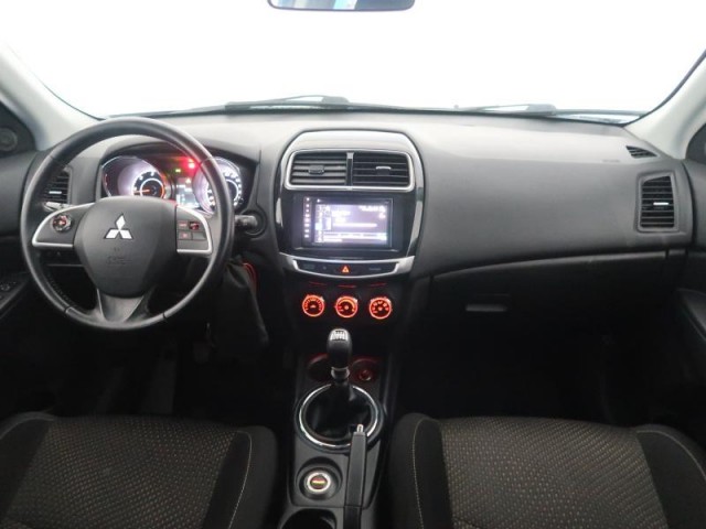 Mitsubishi ASX  1.8 DI-D MIVEC 