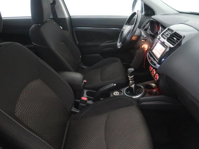 Mitsubishi ASX  1.8 DI-D MIVEC 