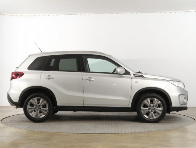 Suzuki Vitara  1.0 BoosterJet GL +