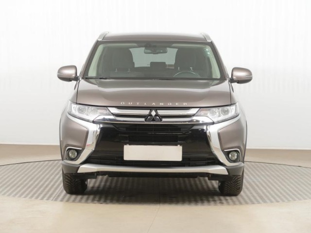 Mitsubishi Outlander  2.0 