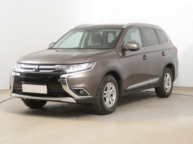 Mitsubishi Outlander  2.0 