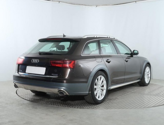 Audi A6 Allroad  3.0 TDI 