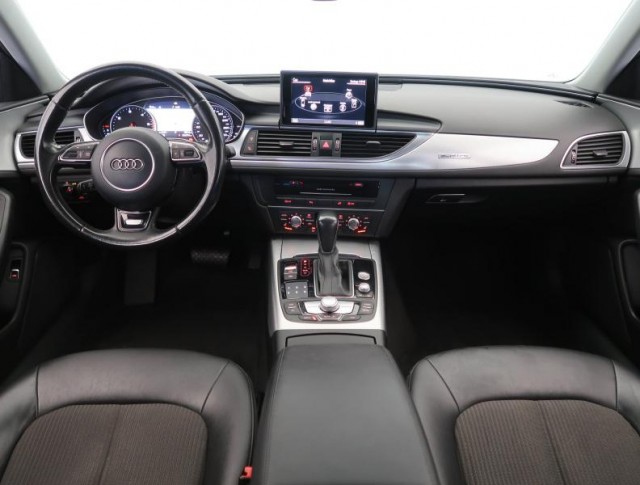 Audi A6 Allroad  3.0 TDI 