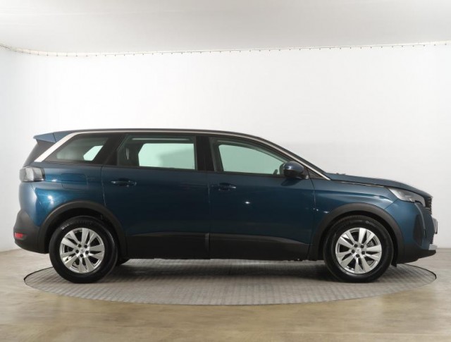 Peugeot 5008  1.5 BlueHDi 