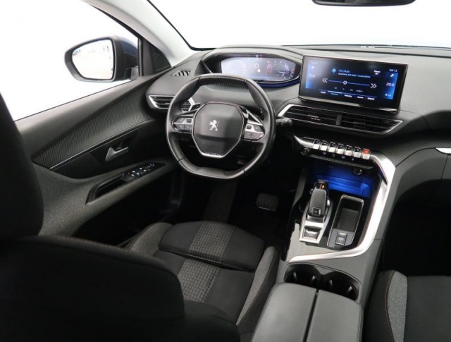 Peugeot 5008  1.5 BlueHDi 