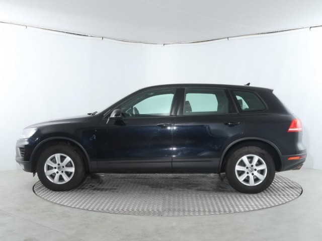 Volkswagen Touareg  3.0 TDI 