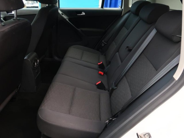 Volkswagen Tiguan  2.0 TDI 