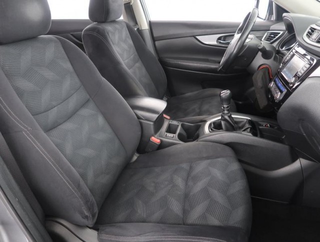 Nissan X-Trail  1.6 DIG-T 