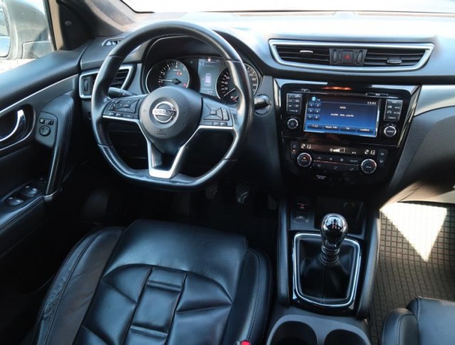 Nissan Qashqai  1.6 DIG-T 
