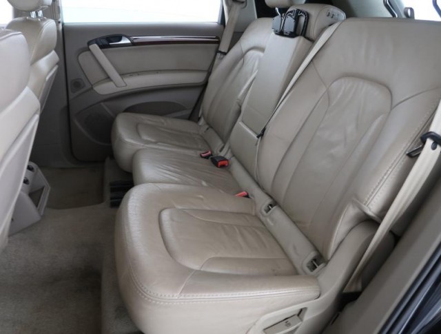Audi Q7  3.0 TDI 