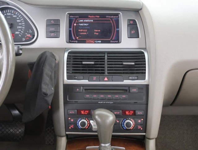Audi Q7  3.0 TDI 