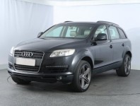 Audi Q7  3.0 TDI 